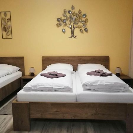 Apartman West Попрад Екстериор снимка