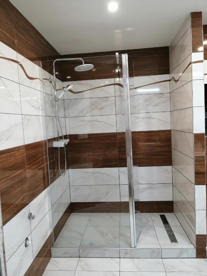 Apartman West Попрад Екстериор снимка