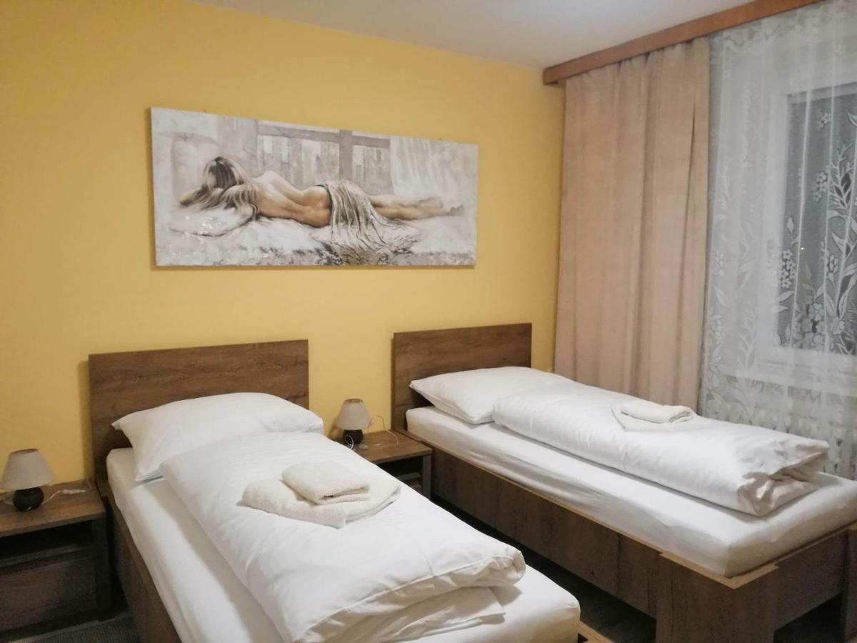 Apartman West Попрад Екстериор снимка